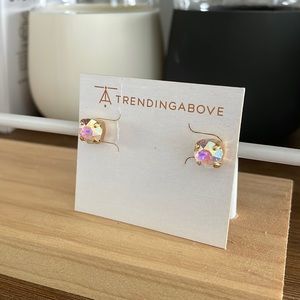 “Maggie” stud in iridescent.